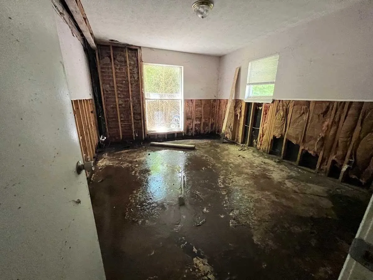 Water Damage Restoration services in Ellington, CT